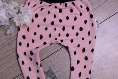 Eine Haremhose aus Softsweat in der Größe 74.